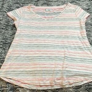 Women’s Large Maurice’s T-shirt